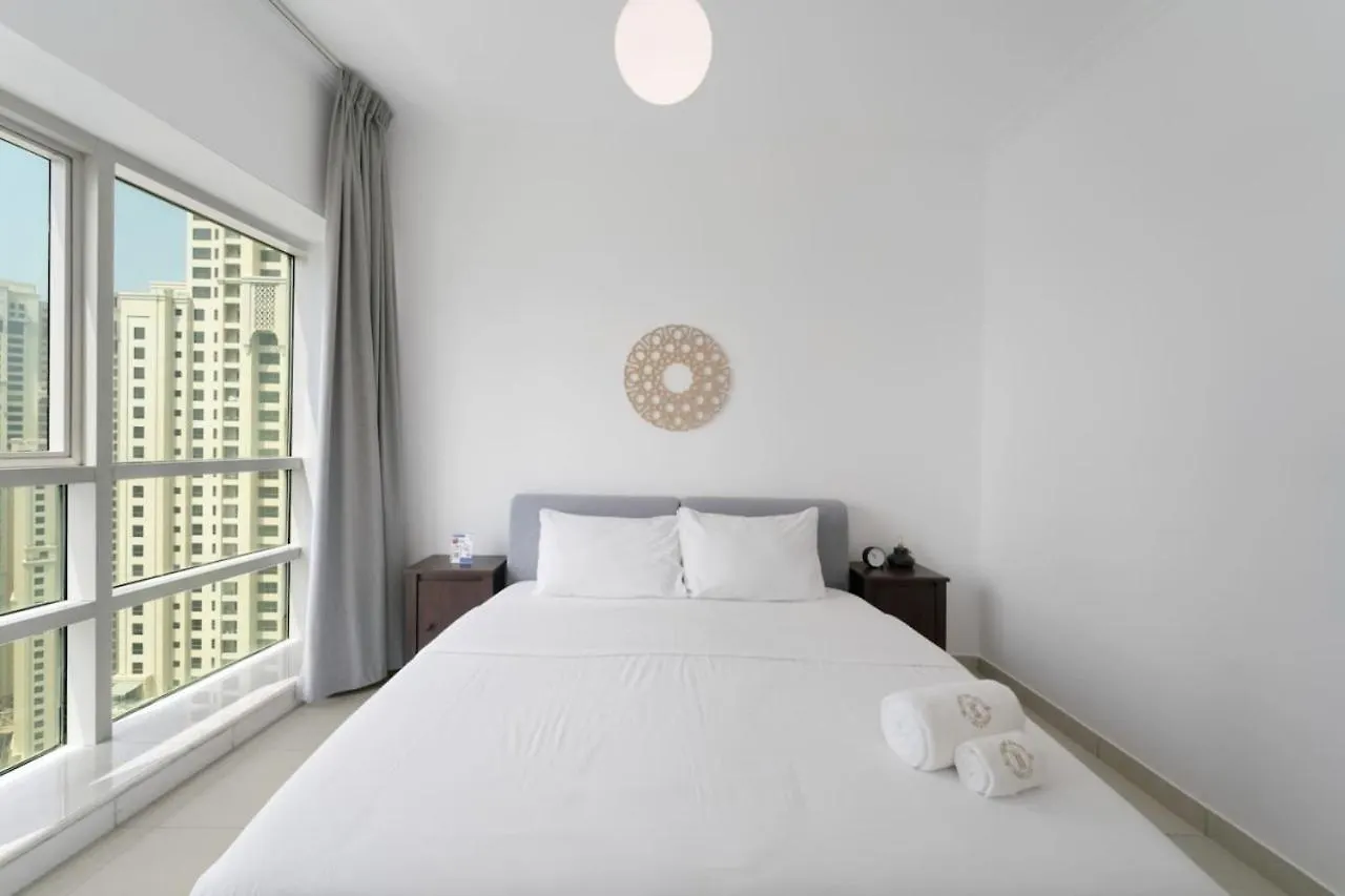 Live The Dream At Marina Quays Apartment Dubai United Arab Emirates